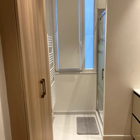 Daire Magnifique Au Coeur Du 8e