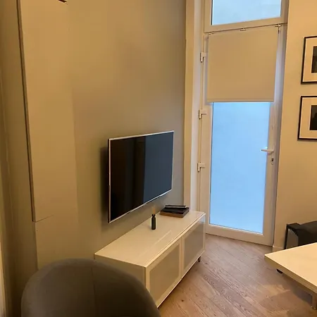 Magnifique Au Coeur Du 8e Paris