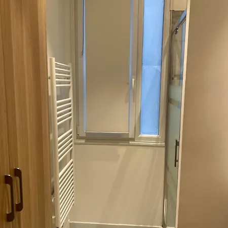 Magnifique Au Coeur Du 8e Lejlighed