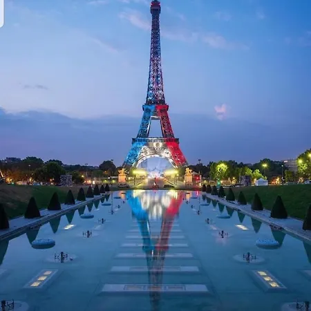 Magnifique Au Coeur Du 8e Paris